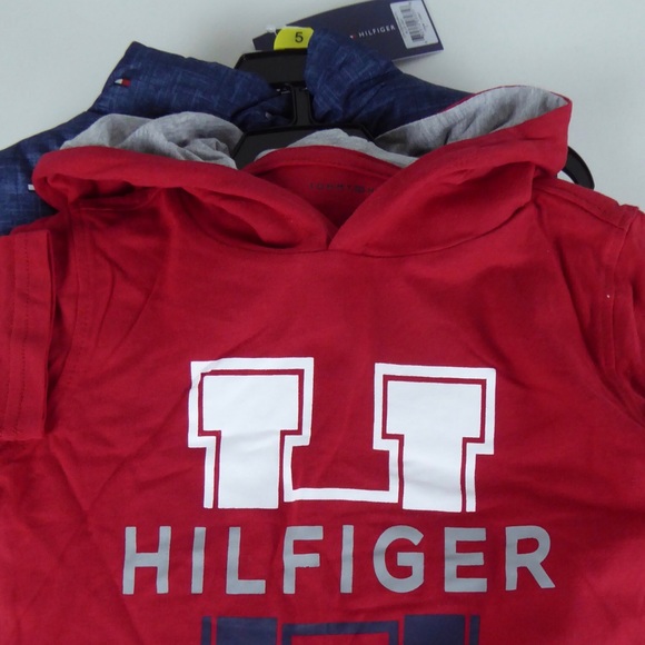 Tommy Hilfiger Puffer Vest w Joggers & Hoodie Set - Picture 4 of 8